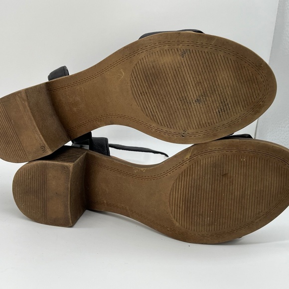 Steve Madden Leather Ankle Strap Sandals. 6.5M - Picture 6 of 8